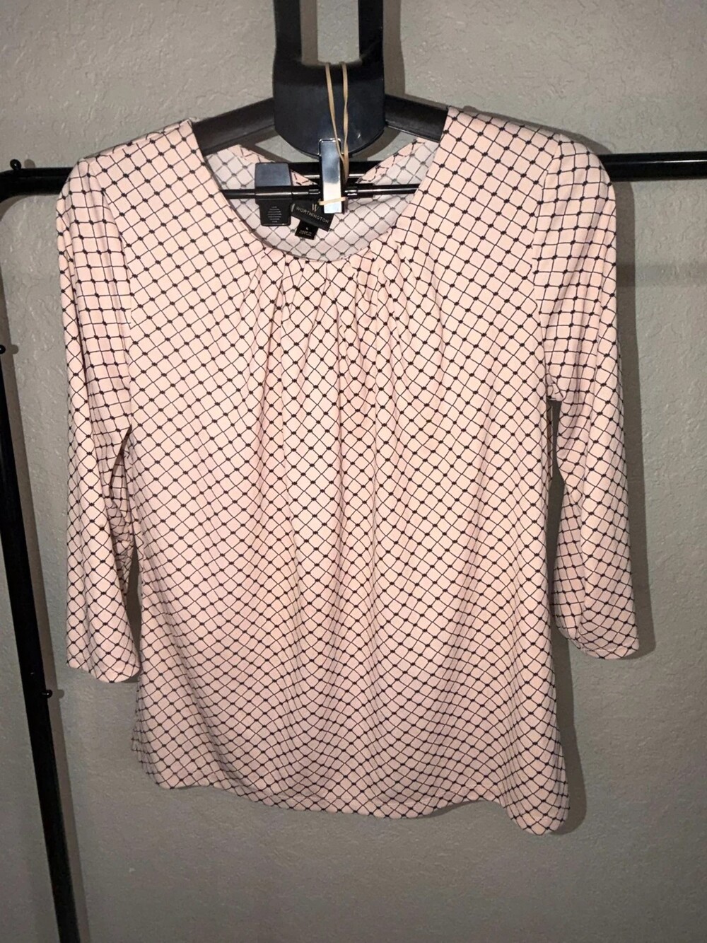 Worthington Women’s Blouse Top Pink & Black Geometric Print Size L